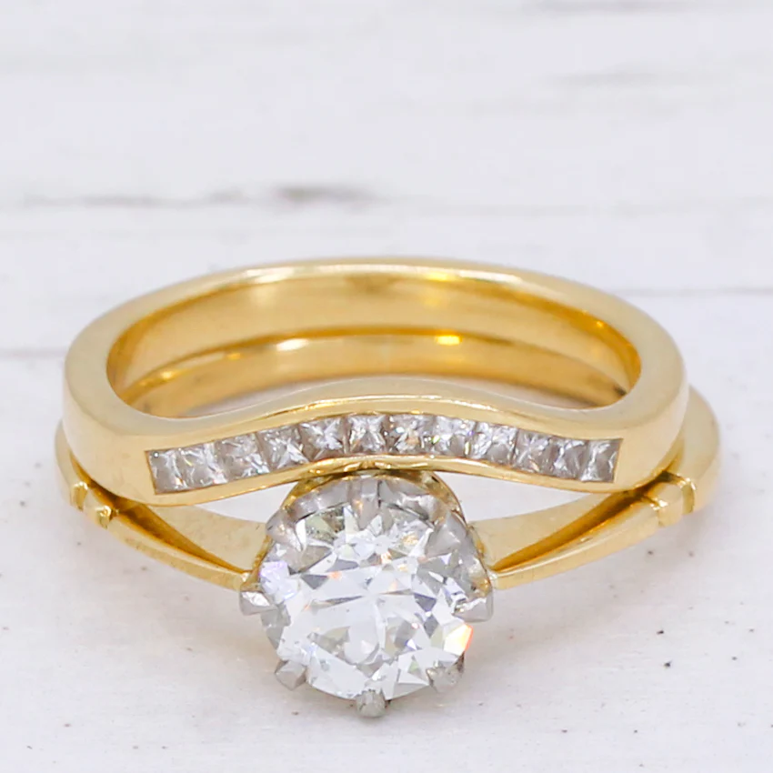 0.24 Carat Princess Cut Diamond Curved Band, 18k Gold, size K 1/2 - Image 3