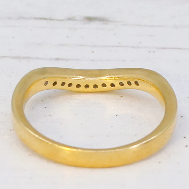 0.24 Carat Princess Cut Diamond Curved Band, 18k Gold, size K 1/2 - Image 6