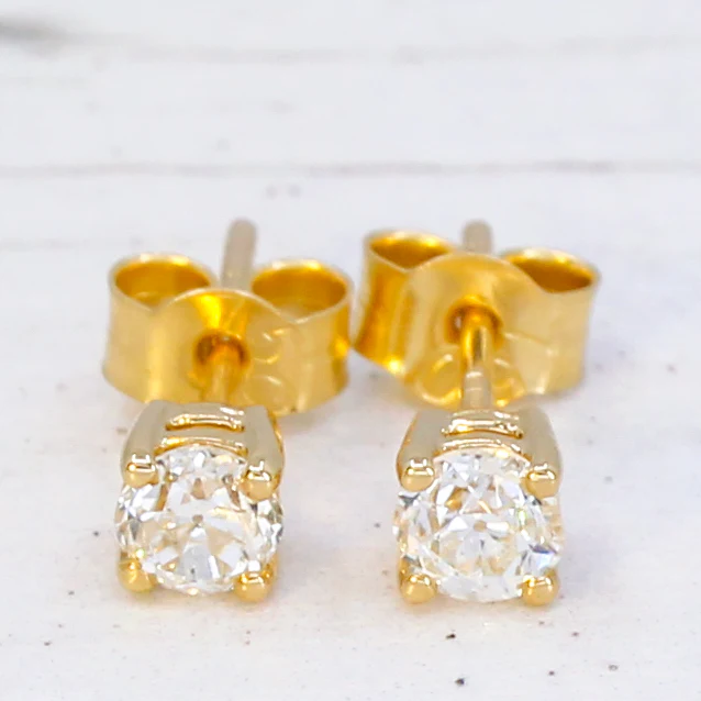 0.47 Carat Old European Cut Diamond Stud Earrings, 18k Yellow Gold - Image 3