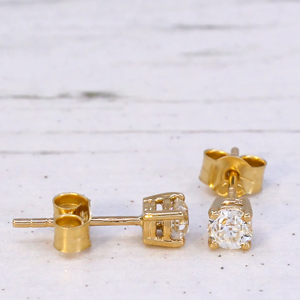 0.47 Carat Old European Cut Diamond Stud Earrings, 18k Yellow Gold - Image 4