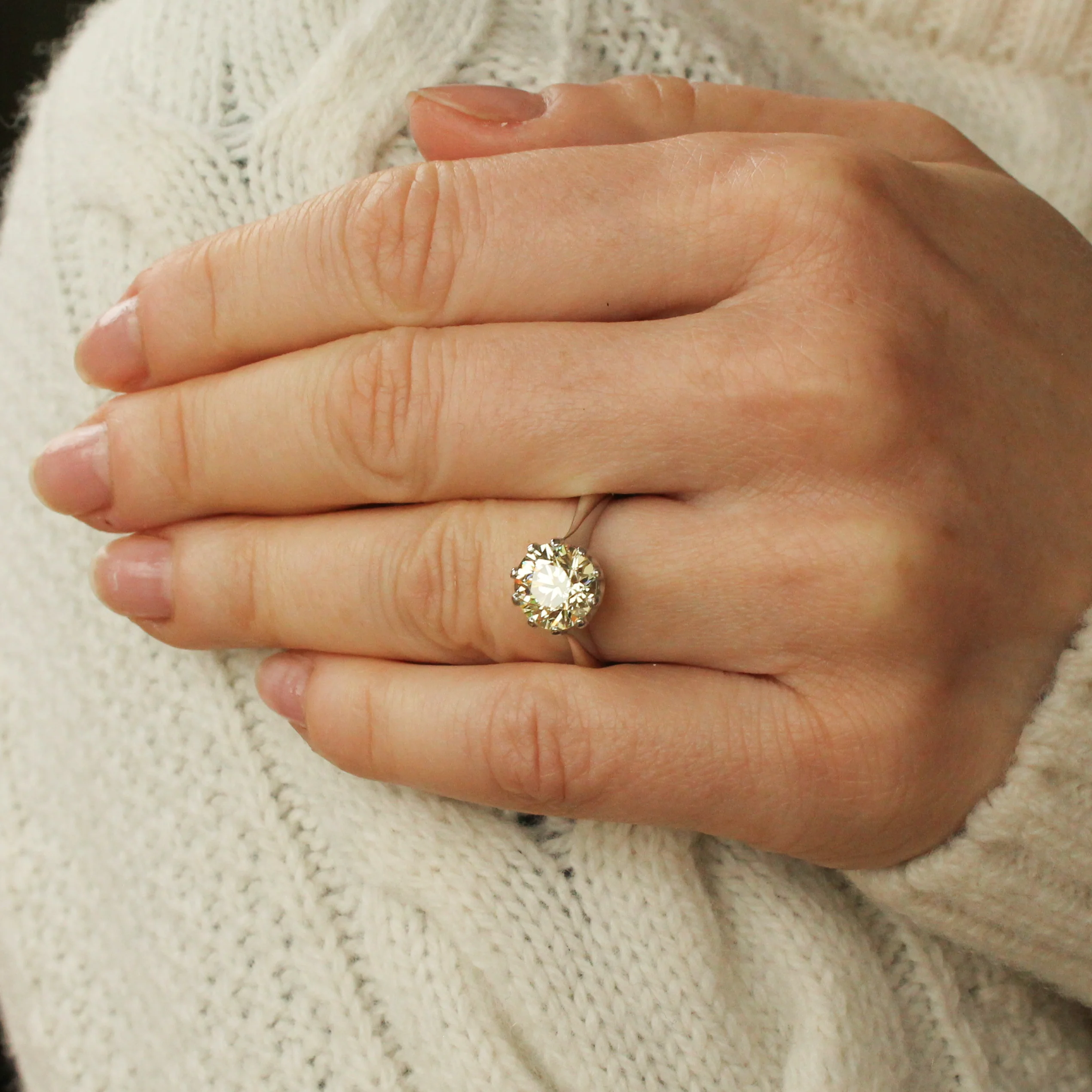 2.00 Carat Fancy Light Yellow Transitional Cut Diamond Solitaire Ring - Image 7