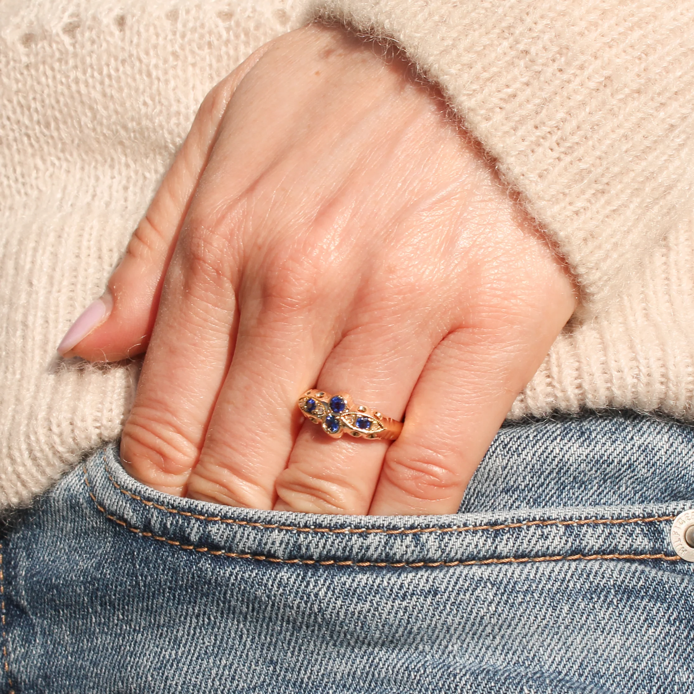 Antique 0.25 Carat Sapphire Ring, dated 1919 - Image 7