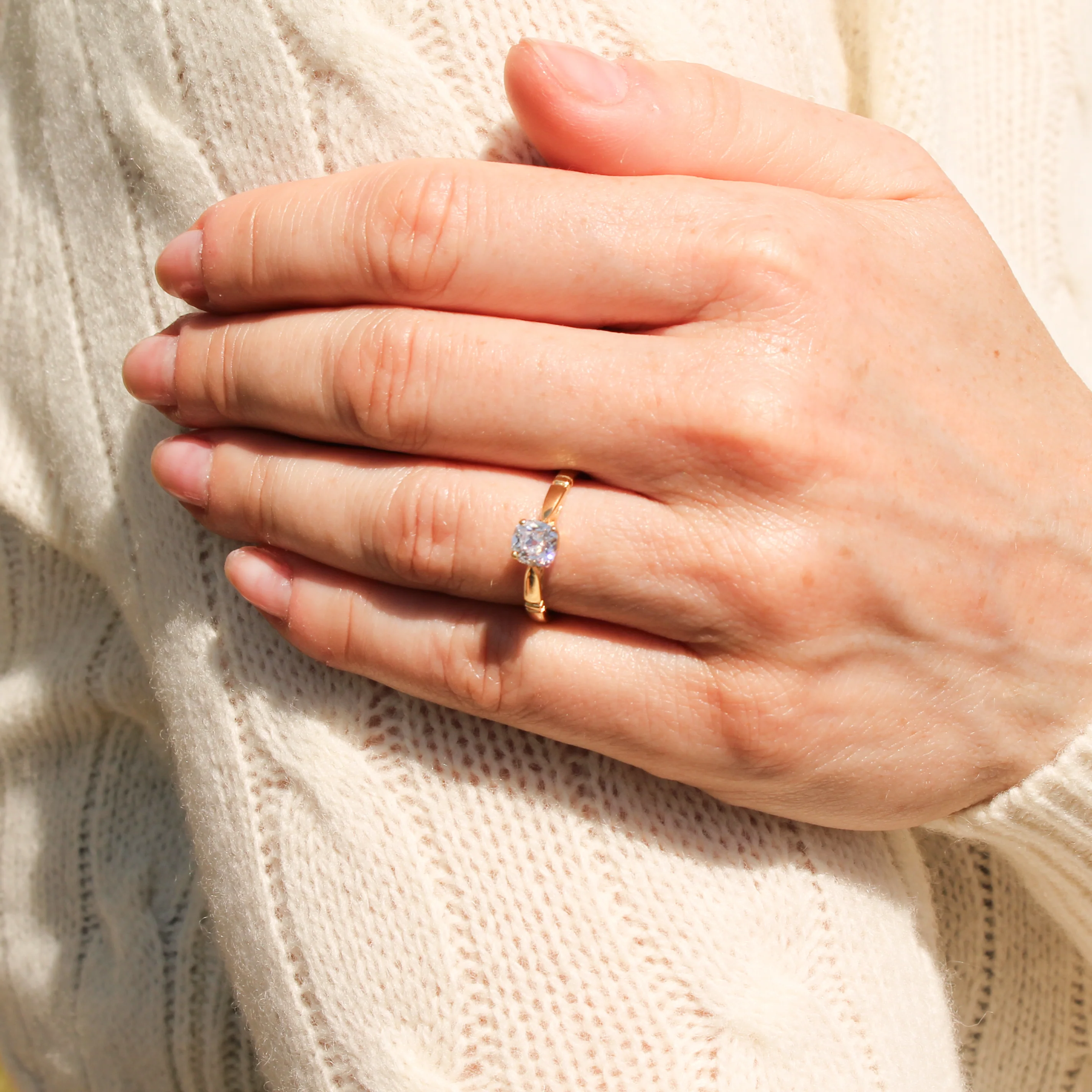 Antique 0.70 Carat Old Cut Diamond Engagement Ring, circa 1920 - Image 6
