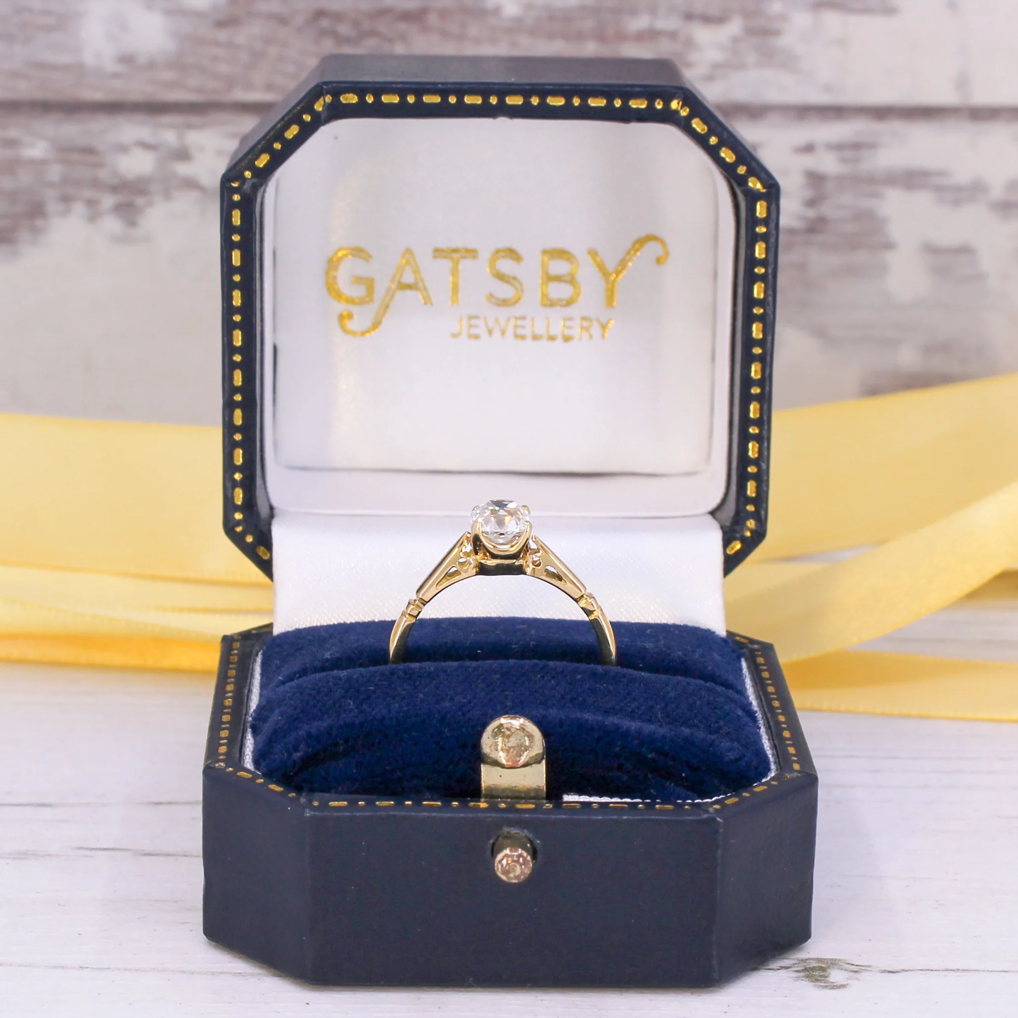 Antique 0.70 Carat Old Cut Diamond Engagement Ring, circa 1920 - Image 8