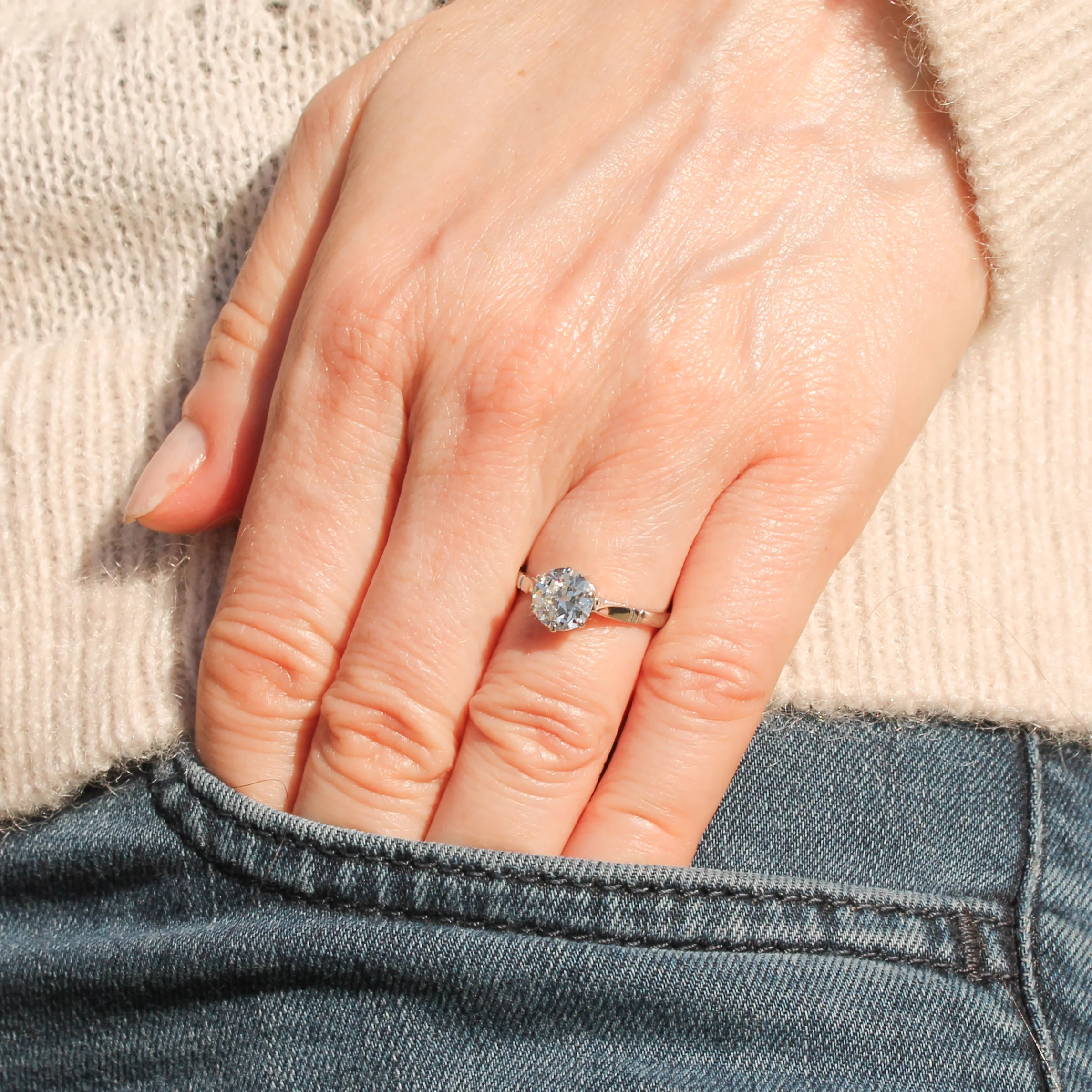 Antique 1.16 Carat Old Cut Diamond Engagement Ring, circa 1920 - Image 2