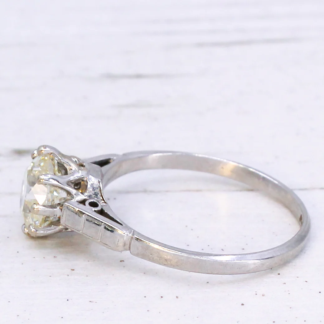 Antique 1.41 Carat Old Oval Cut Diamond Engagement Ring, circa 1925 - Image 4