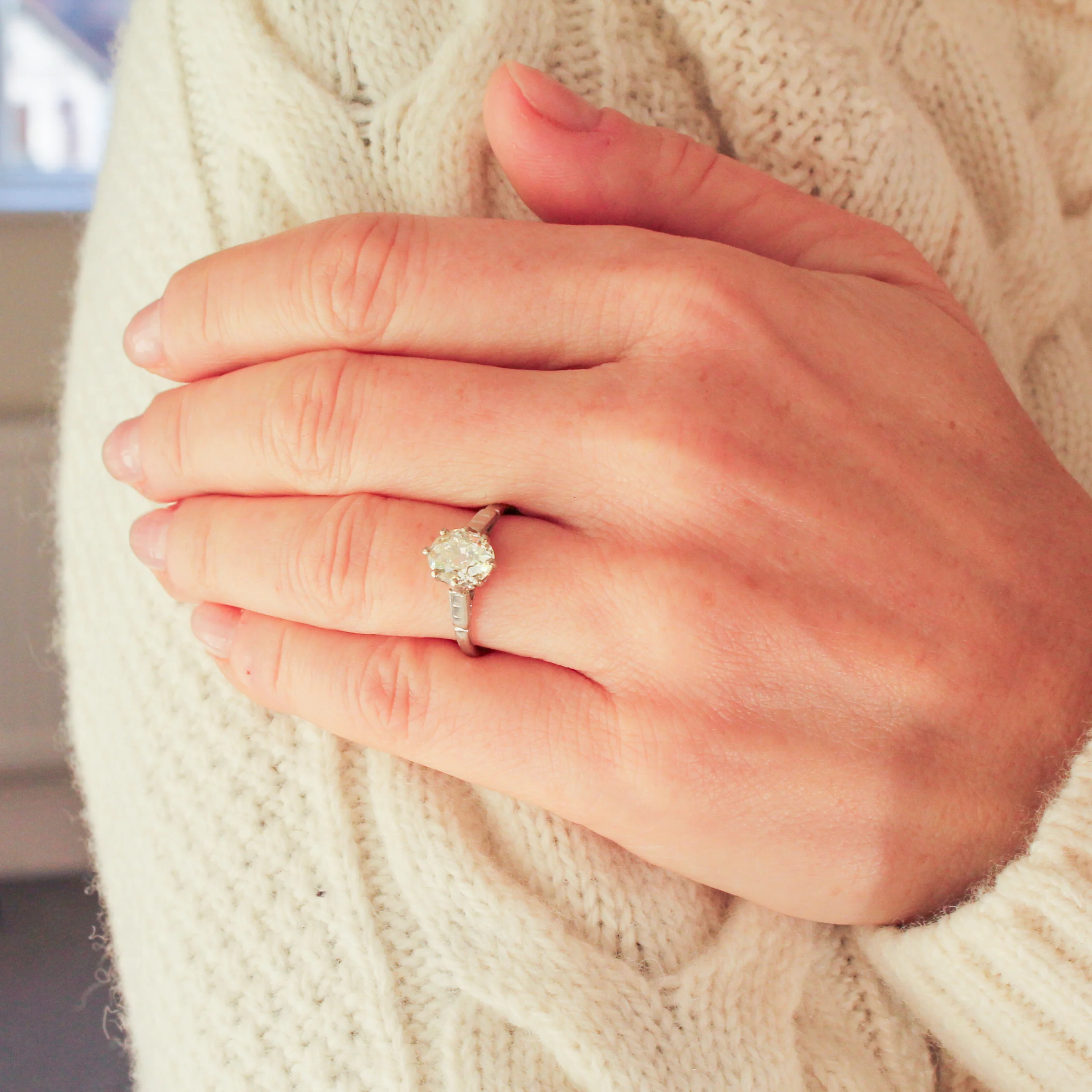 Antique 1.41 Carat Old Oval Cut Diamond Engagement Ring, circa 1925 - Image 7