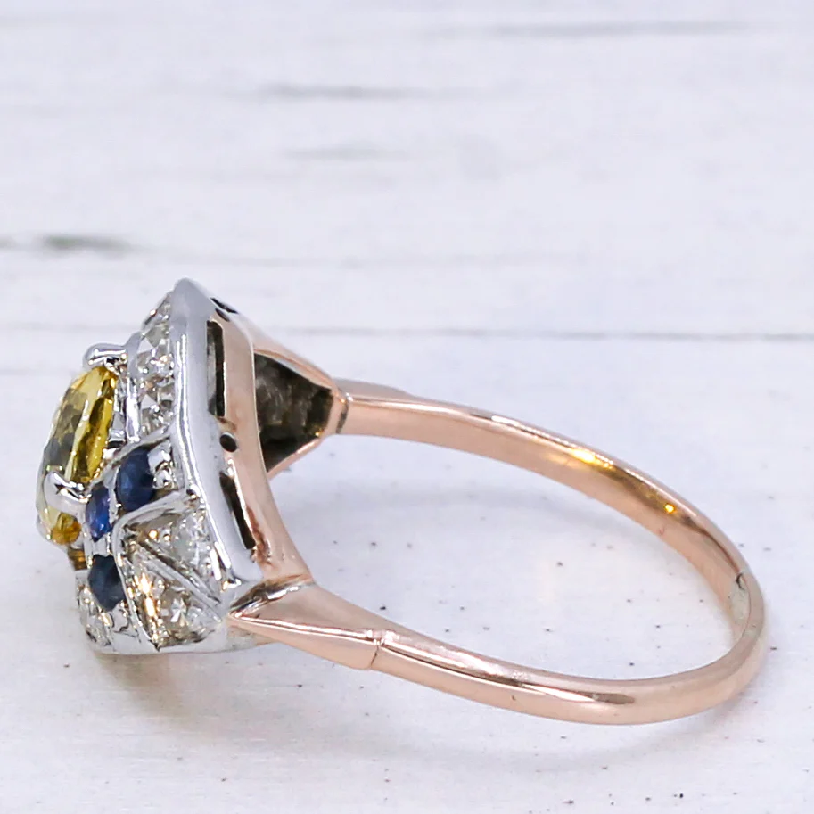 Antique 1.56 Carat Unheated Ceylon Yellow Sapphire Ring, circa 1915 - Image 4