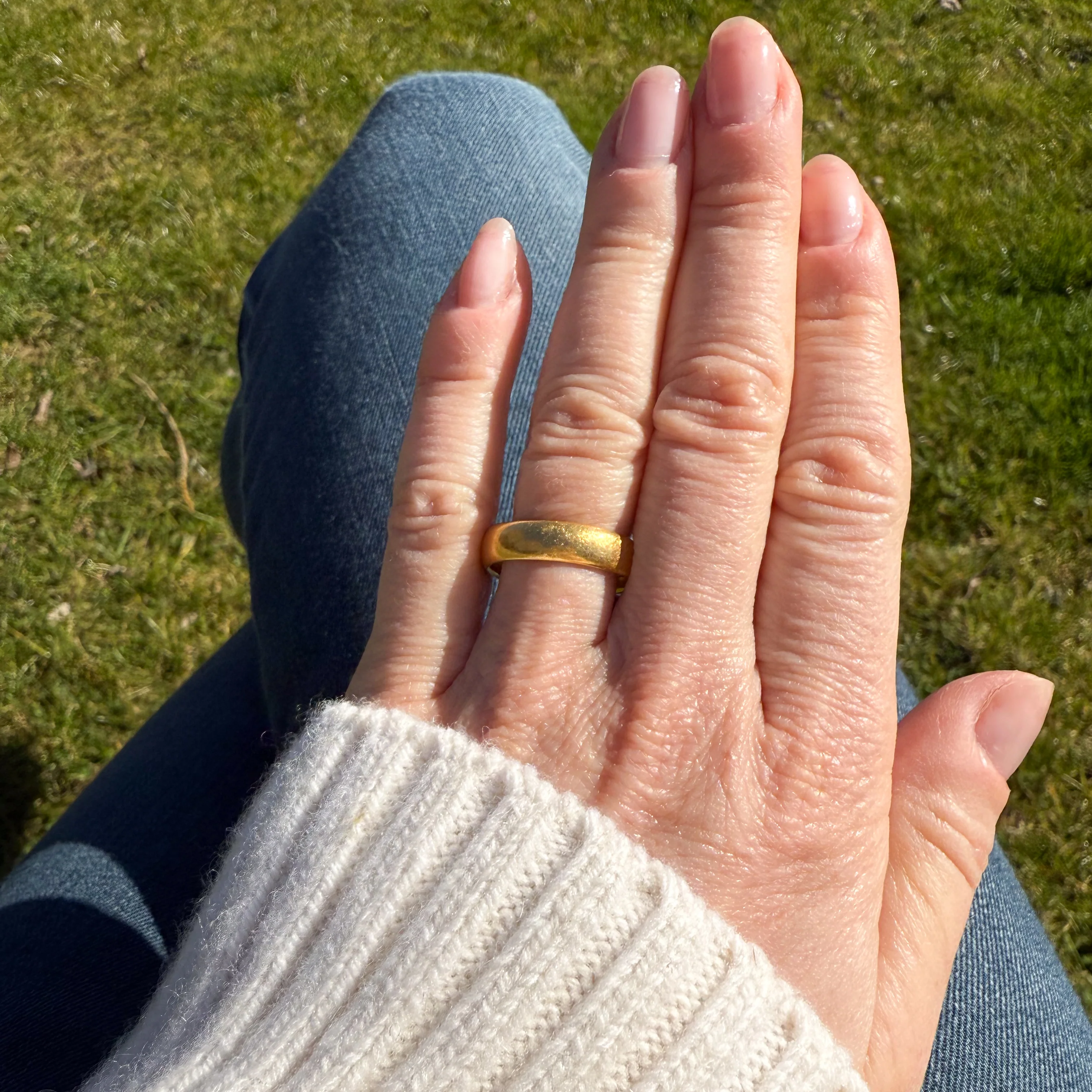 Antique 22k Yellow Gold Wedding Ring, dated 1926, size L - Image 3