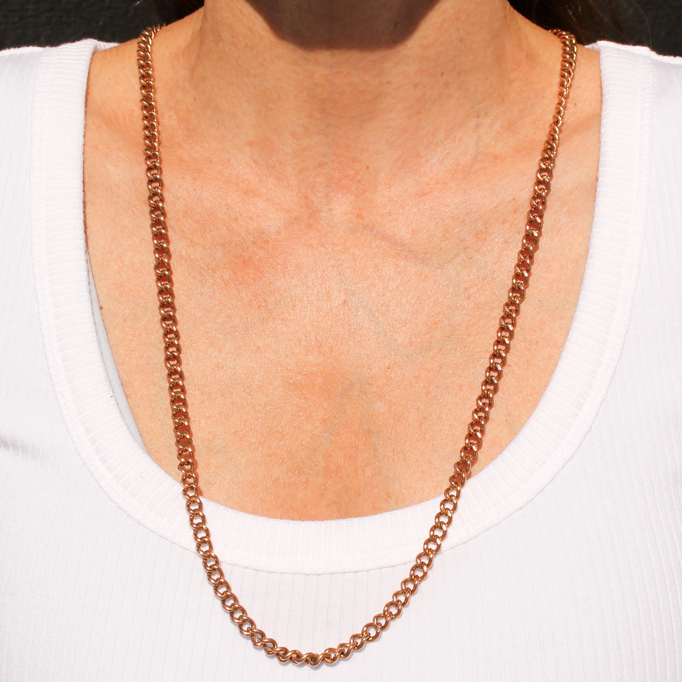 Antique 26 Inch Curb Chain in 9k Rose Gold, circa 1900 - Image 4