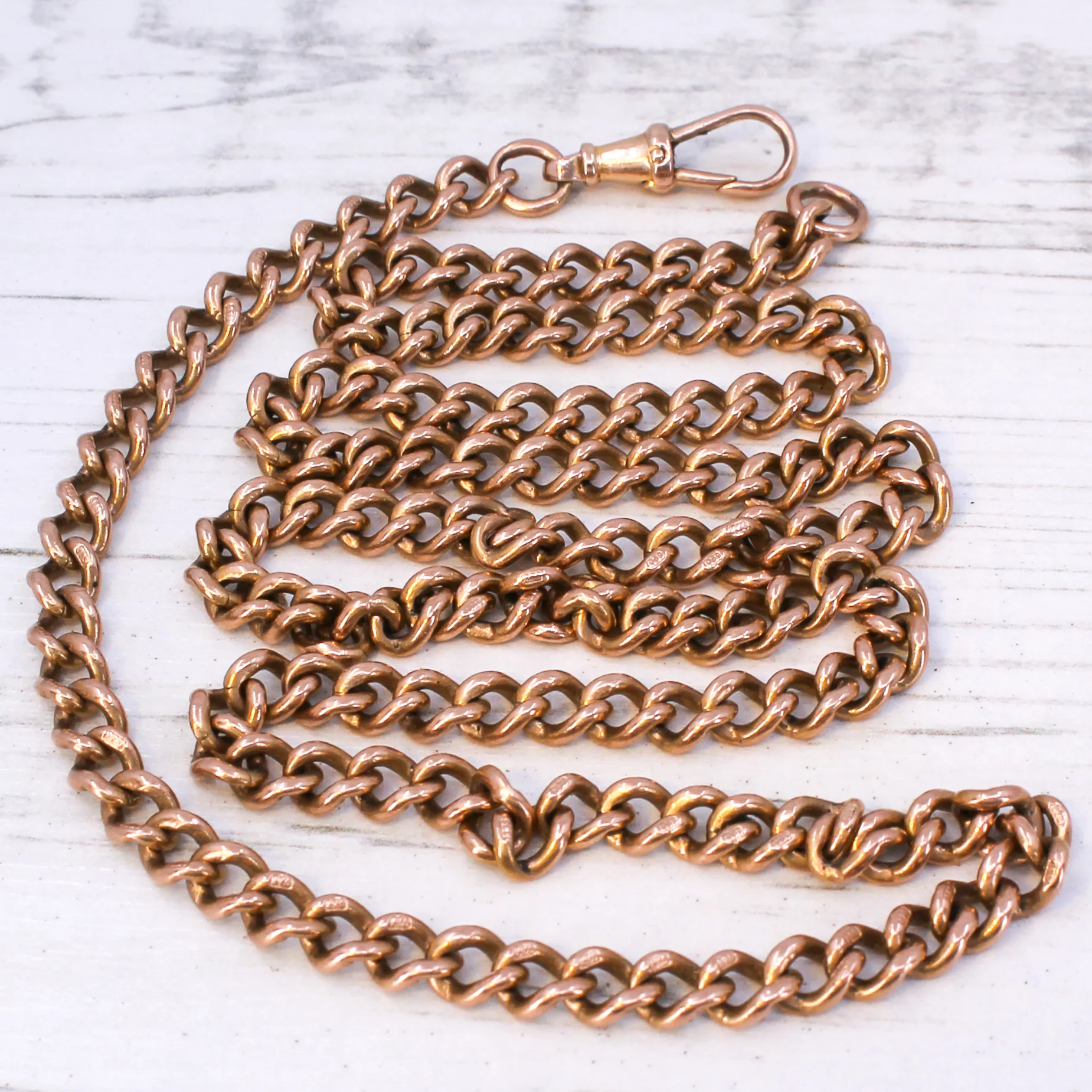 Antique 26 Inch Curb Chain in 9k Rose Gold, circa 1900 - Image 5