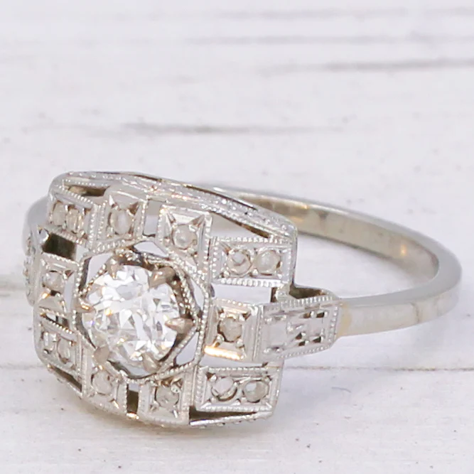 Art Deco 0.42 Carat Old Cut Diamond Cluster Ring, circa 1935