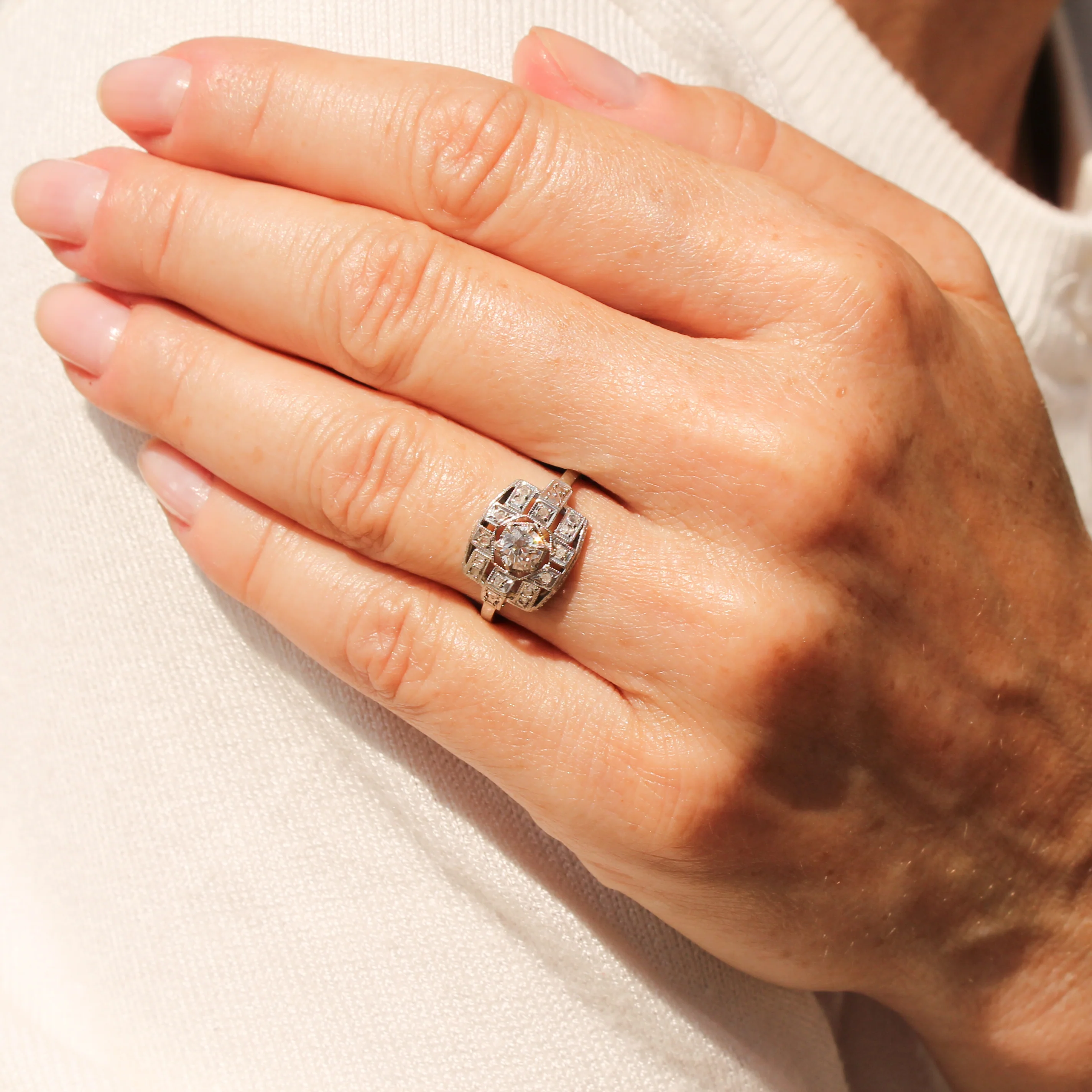 Art Deco 0.42 Carat Old Cut Diamond Cluster Ring, circa 1935 - Image 7
