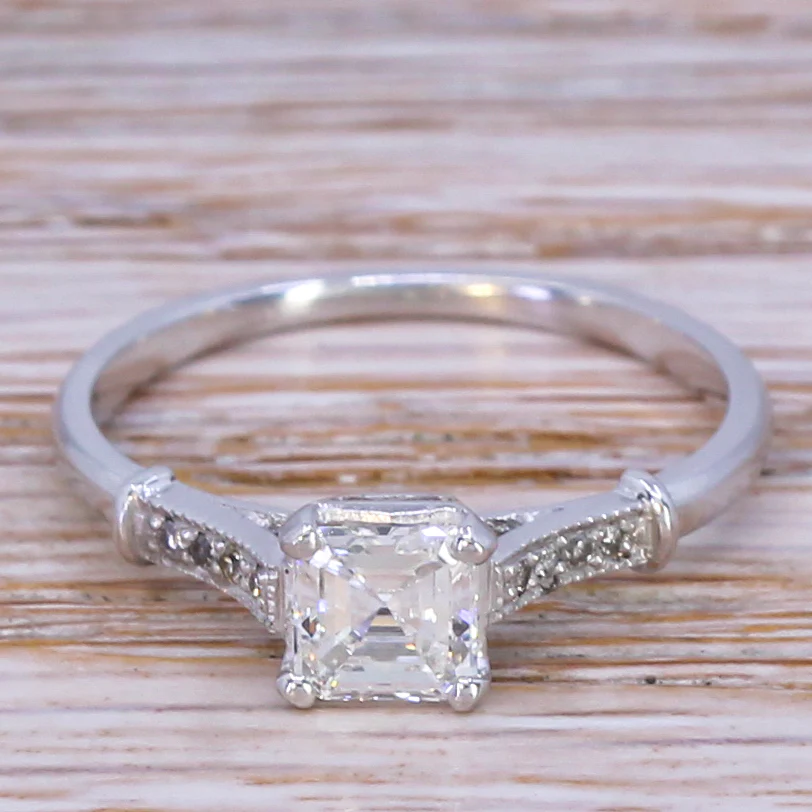 Art Deco 0.52 Carat Square Emerald Cut Diamond Engagement Ring, circa 1925 - Image 3