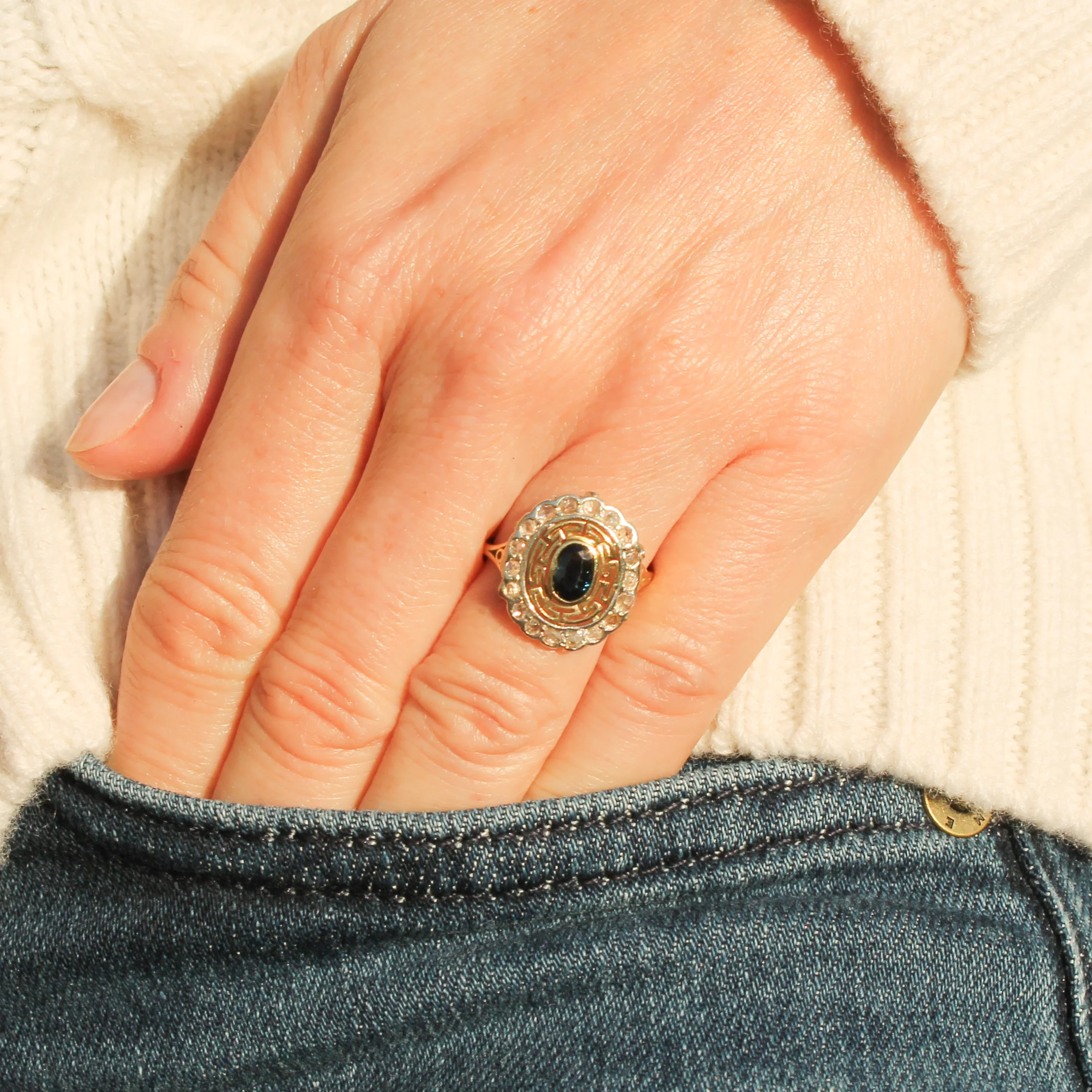 Art Deco 0.60 Carat Sapphire & Rose Cut Diamond Cluster Ring, circa 1930 - Image 7