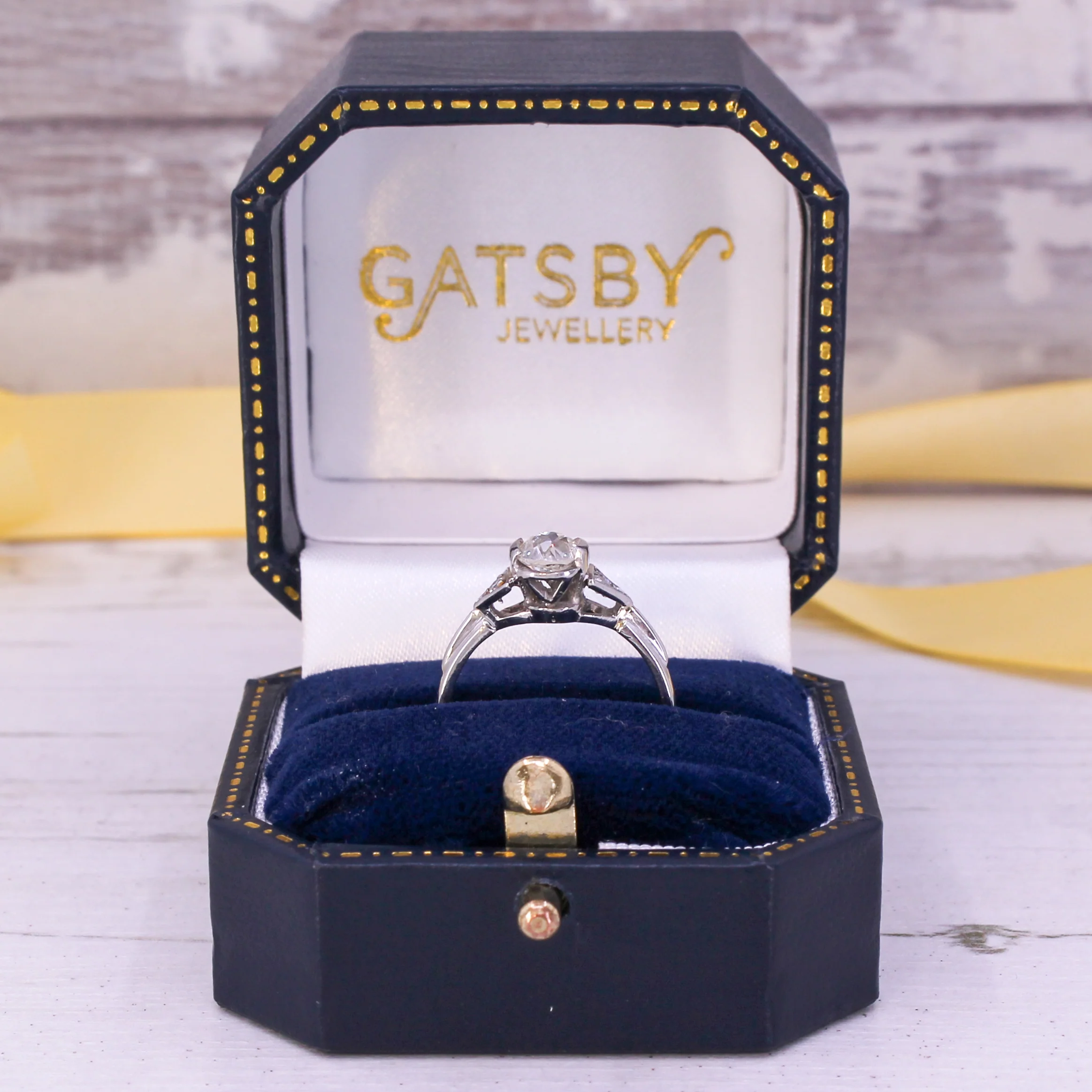Art Deco 0.61 Carat Old Cut Diamond Engagement Ring, circa 1935 - Image 9