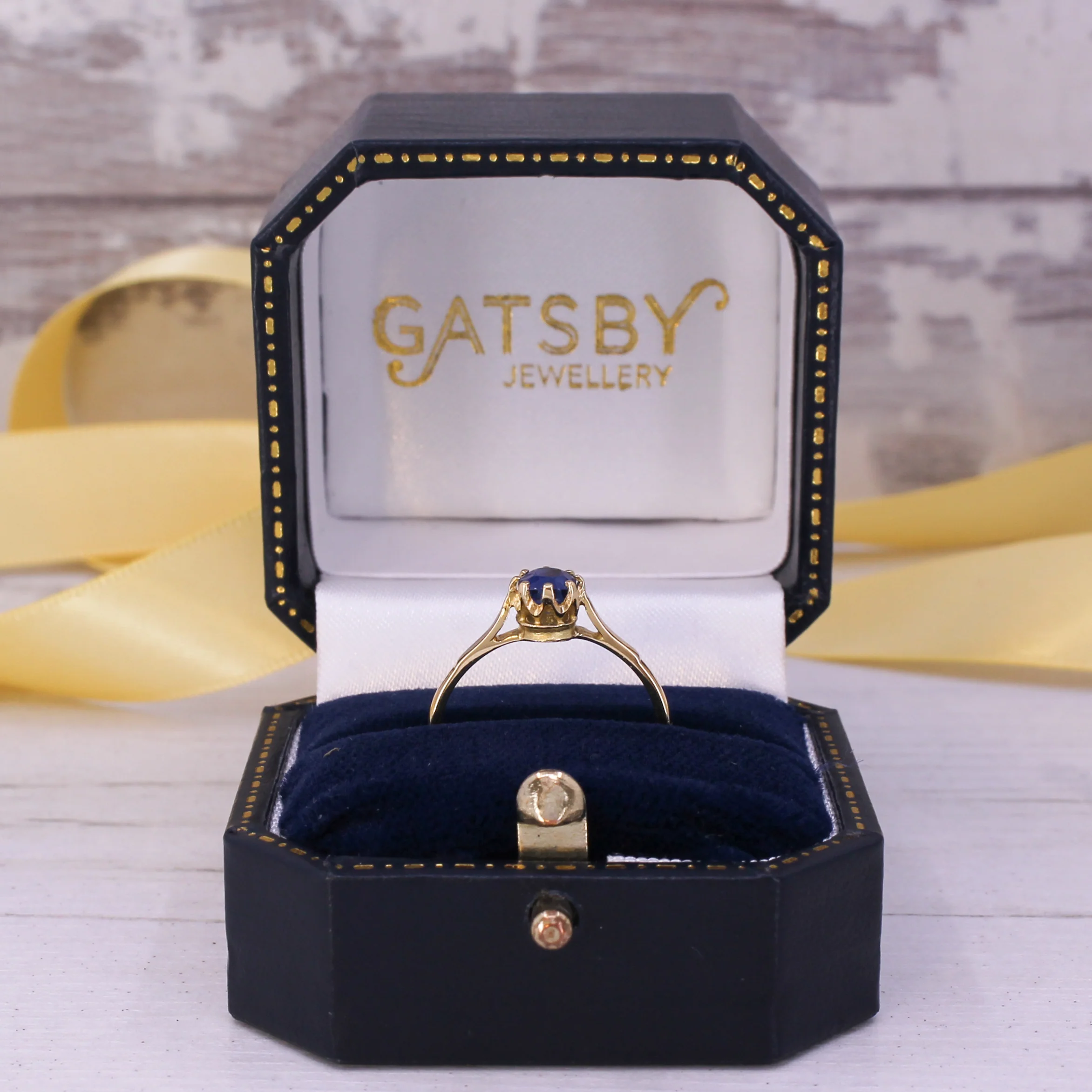 Art Deco 0.67 Carat Natural Burmese Sapphire Solitaire Ring, circa 1915 - Image 9