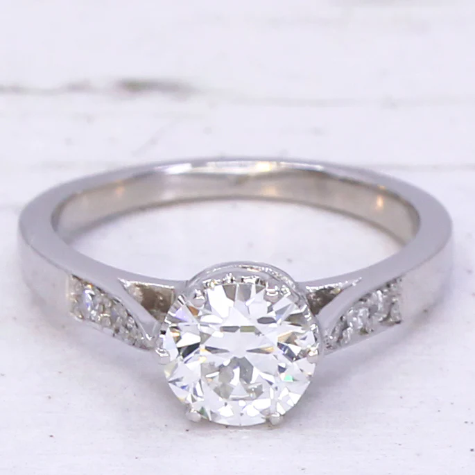 Art Deco 0.76 Carat Old Cut Diamond Engagement Ring, circa 1935 - Image 3