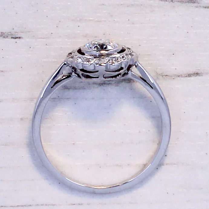 Art Deco 0.80 Carat Old Cut Diamond Cluster Ring, circa 1935 - Image 6