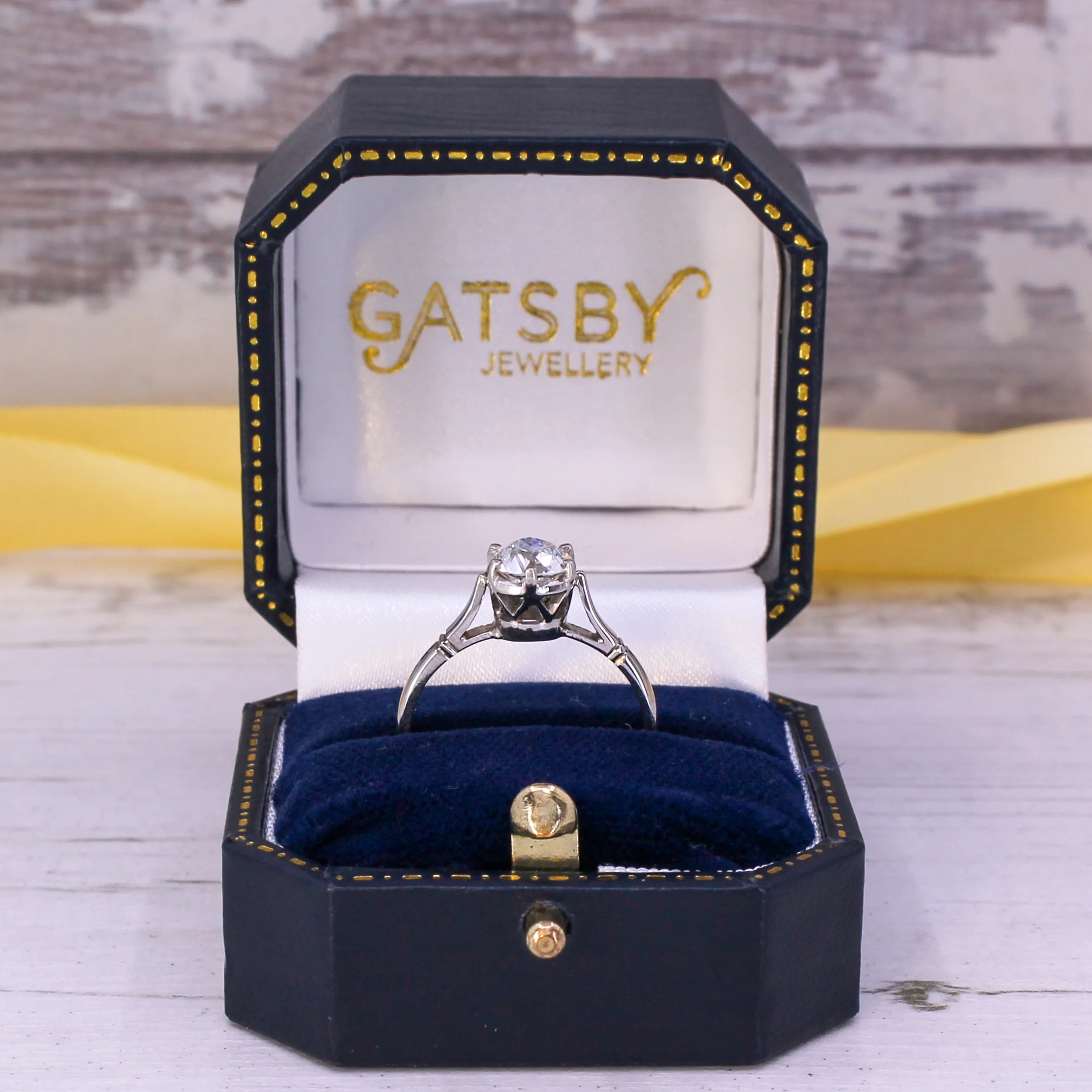 Art Deco 1.01 Carat Old Cut Diamond Engagement Ring, French, circa 1935 - Image 9