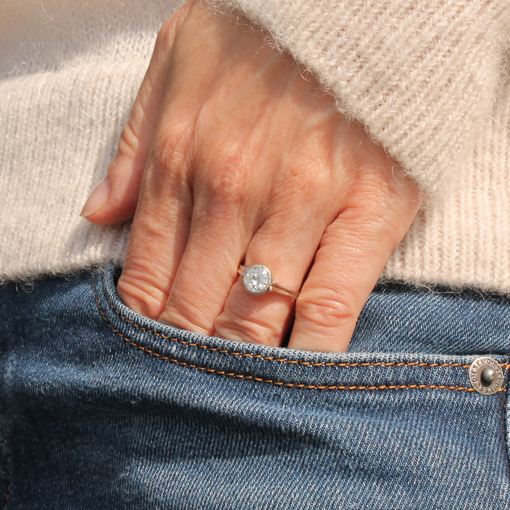 Art Deco 1.02 Carat Old Cut Diamond Engagement Ring, circa 1930 - Image 2