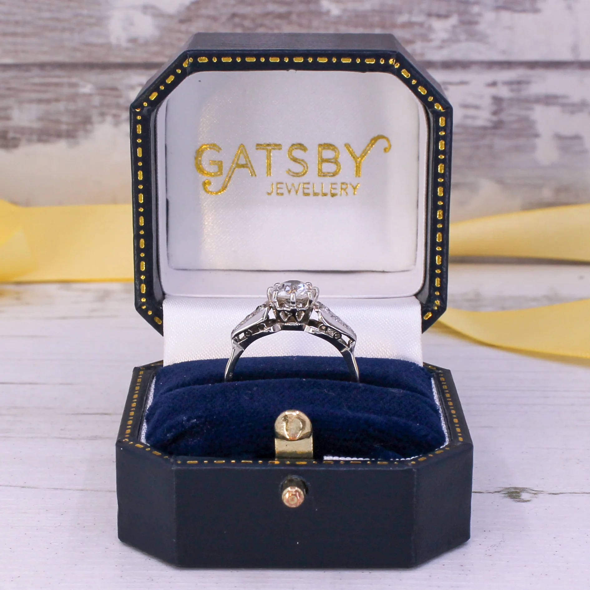Art Deco 1.03 Carat Old Cut Diamond Engagement Ring, circa 1930 - Image 8