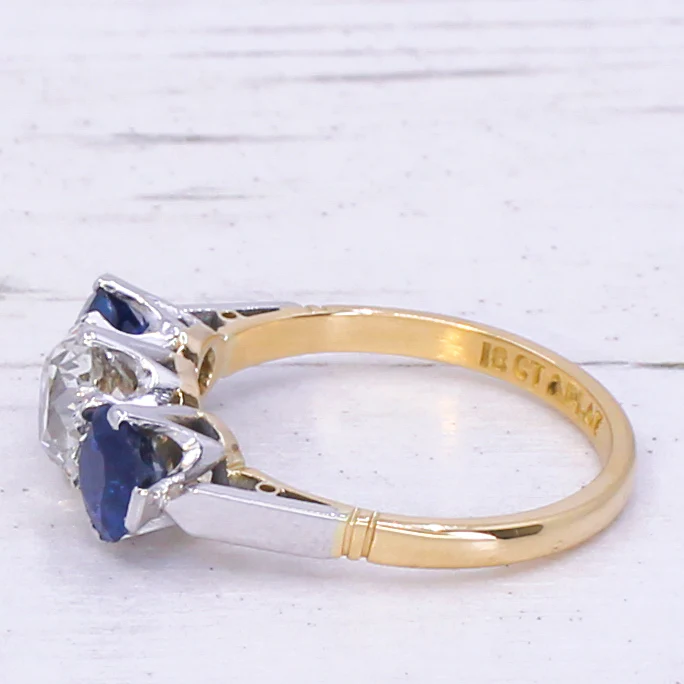 Art Deco 1.04 Carat Old Cut Diamond & 1.31 Carat Natural Sapphire Trilogy Ring, circa 1920 - Image 4