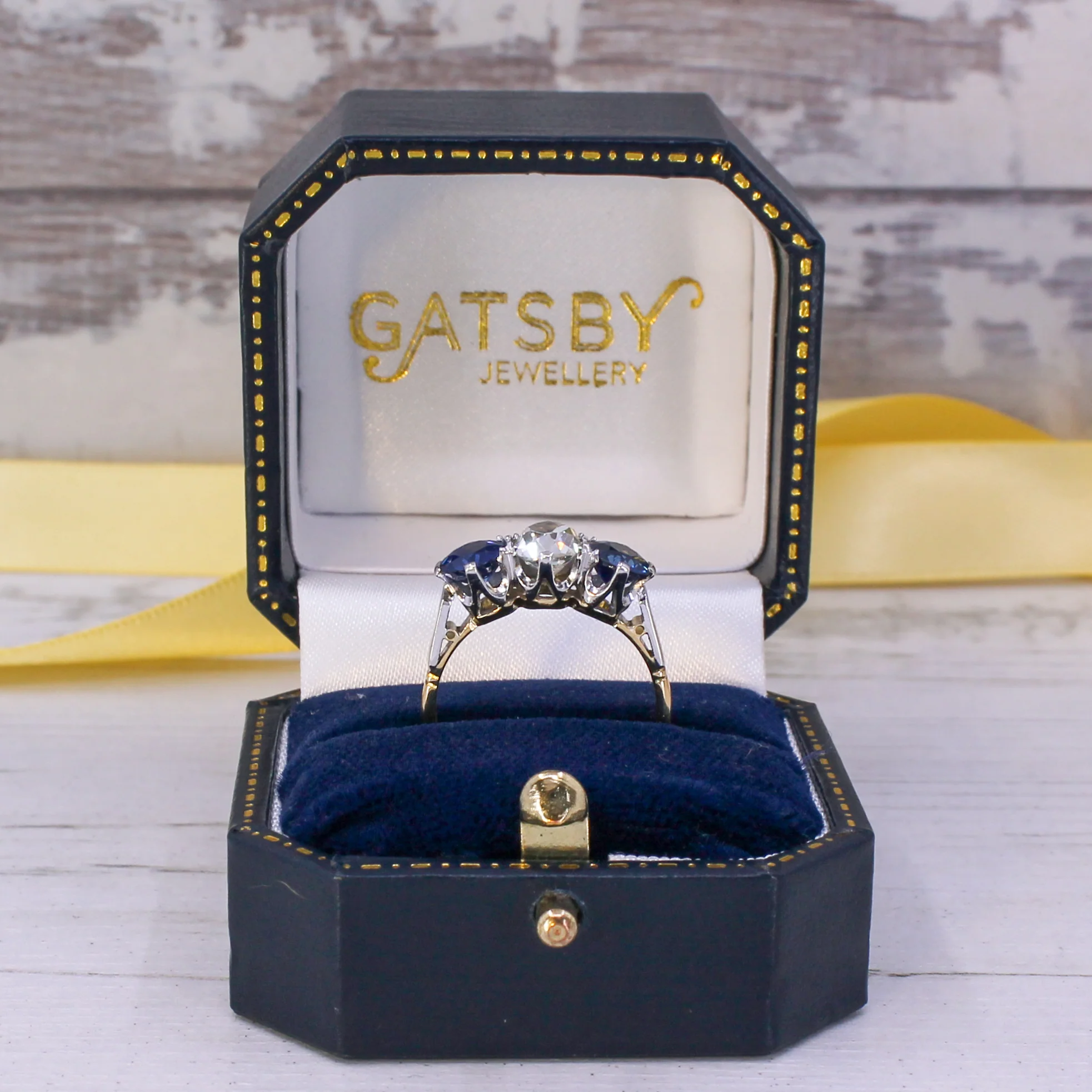 Art Deco 1.04 Carat Old Cut Diamond & 1.31 Carat Natural Sapphire Trilogy Ring, circa 1920 - Image 9