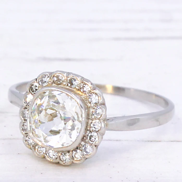 Art Deco 1.13 Carat Old Cut Diamond Cluster Ring, circa 1920