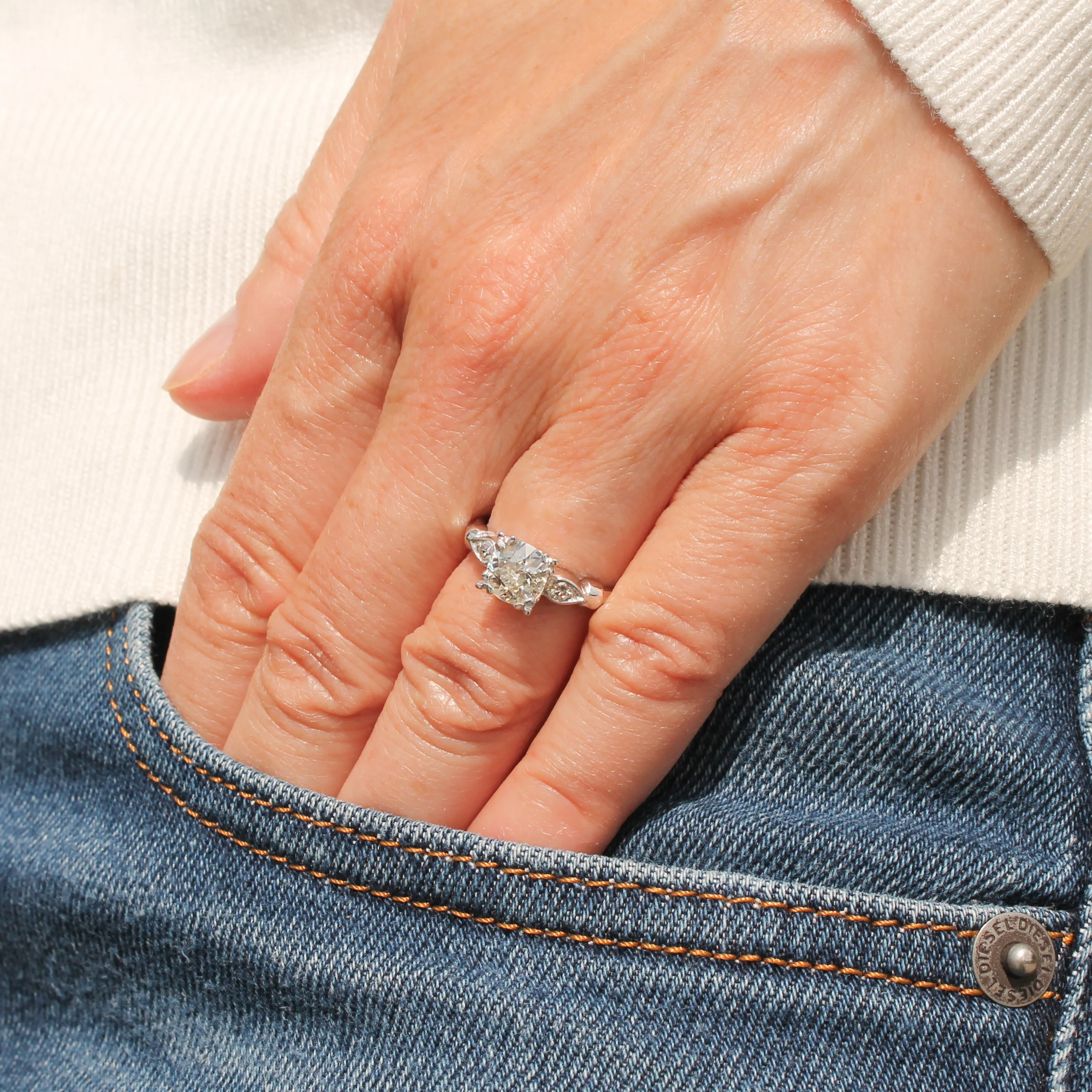 Art Deco 1.15 Carat Old Cut Diamond Engagement Ring, circa 1935 - Image 2