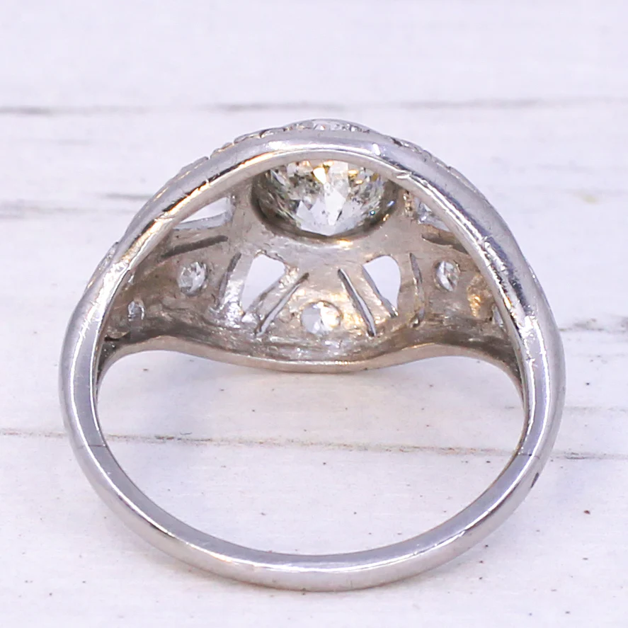 Art Deco 1.20 Carat Old Cut Diamond Bombé Star Ring, circa 1930 - Image 5