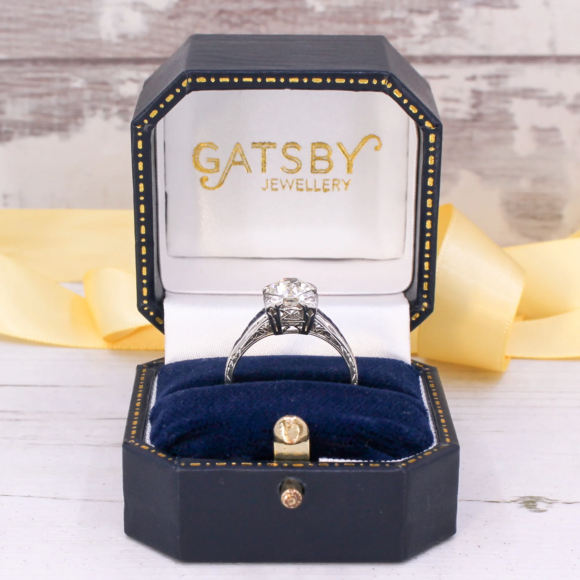 Art Deco 1.42 Carat Old Cut Diamond & Sapphire Ring, circa 1925 - Image 8