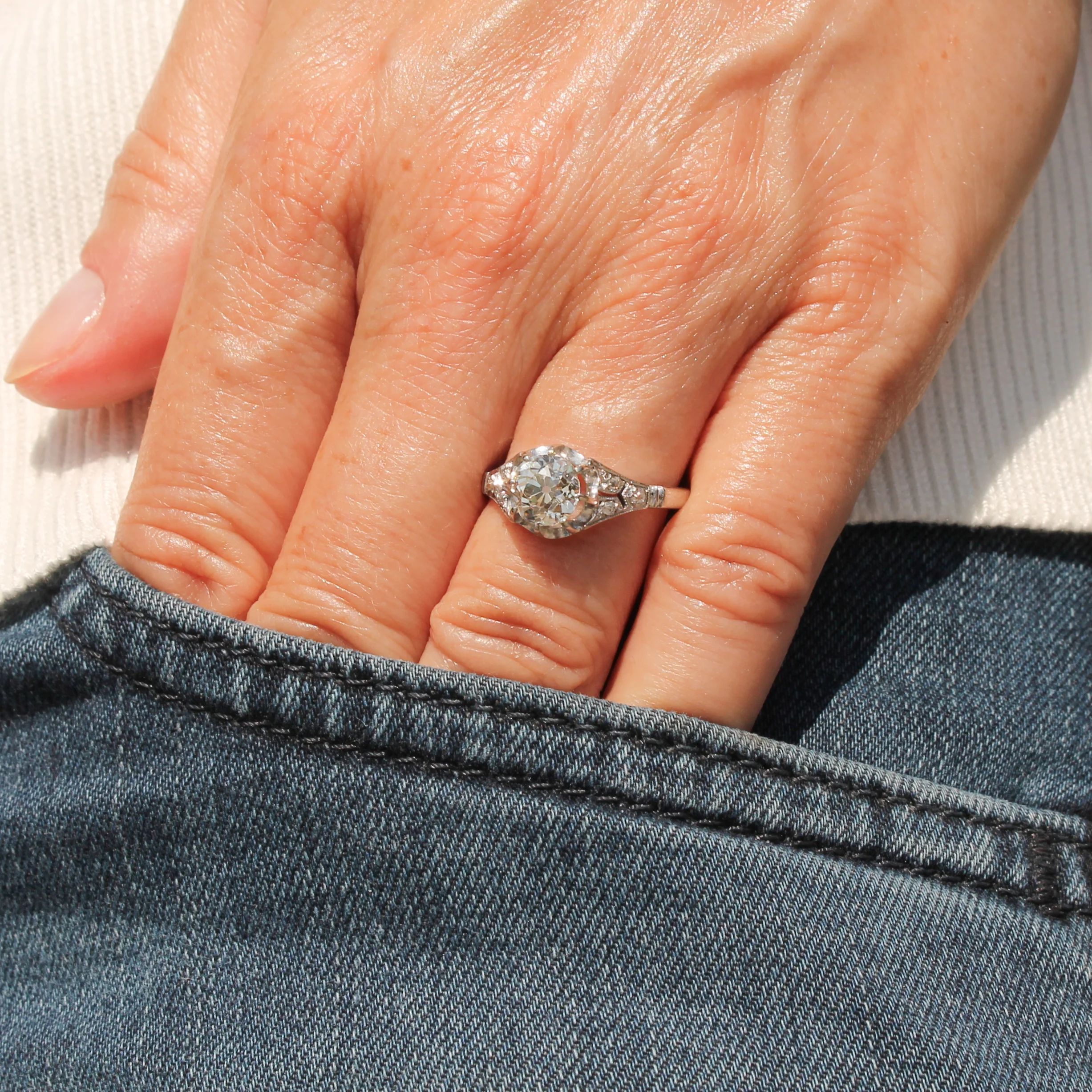 Art Deco 1.45 Carat Old Cut Diamond Engagement Ring, circa 1940 - Image 7
