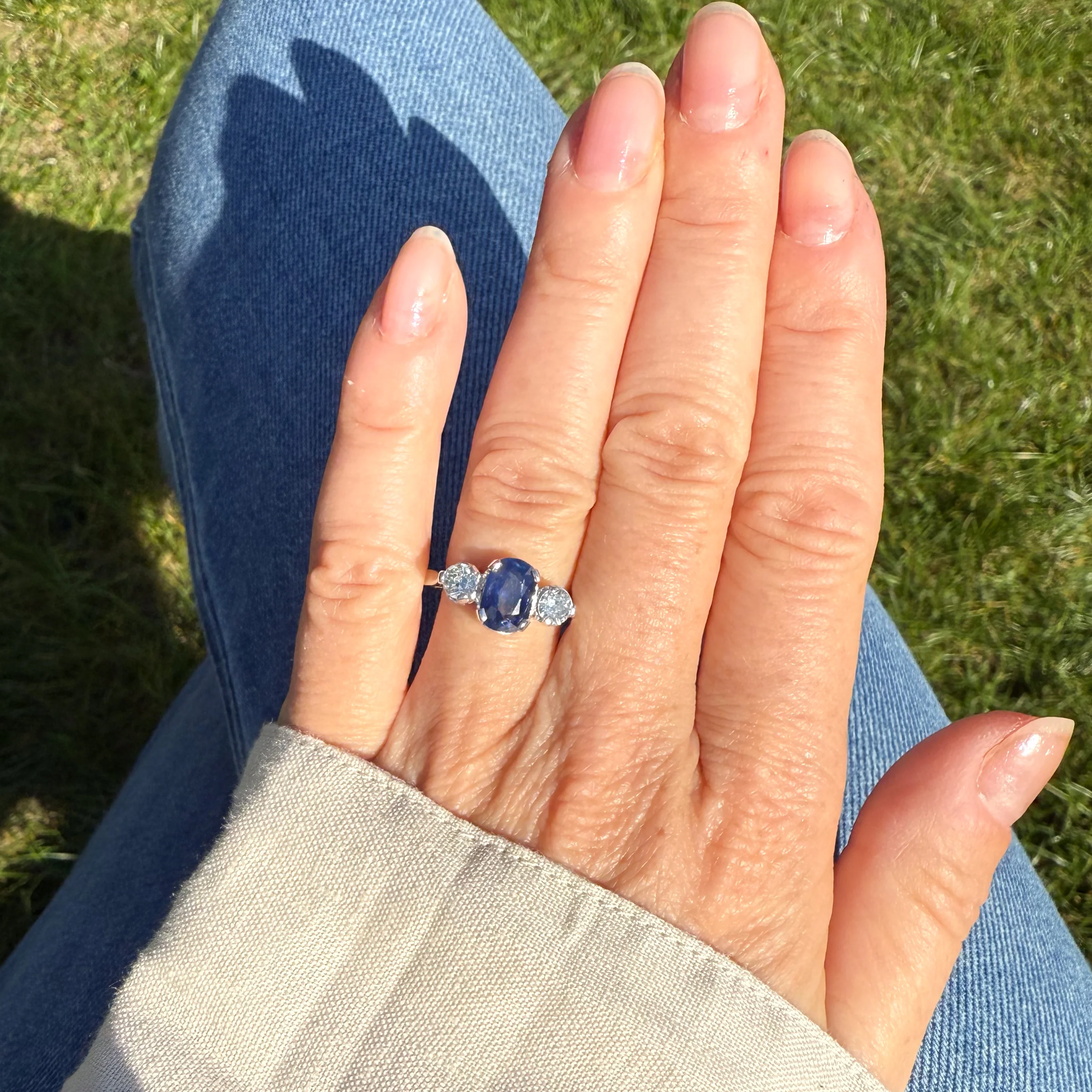 Art Deco 1.59 Carat Burmese Sapphire & Diamond Ring, circa 1935 - Image 6