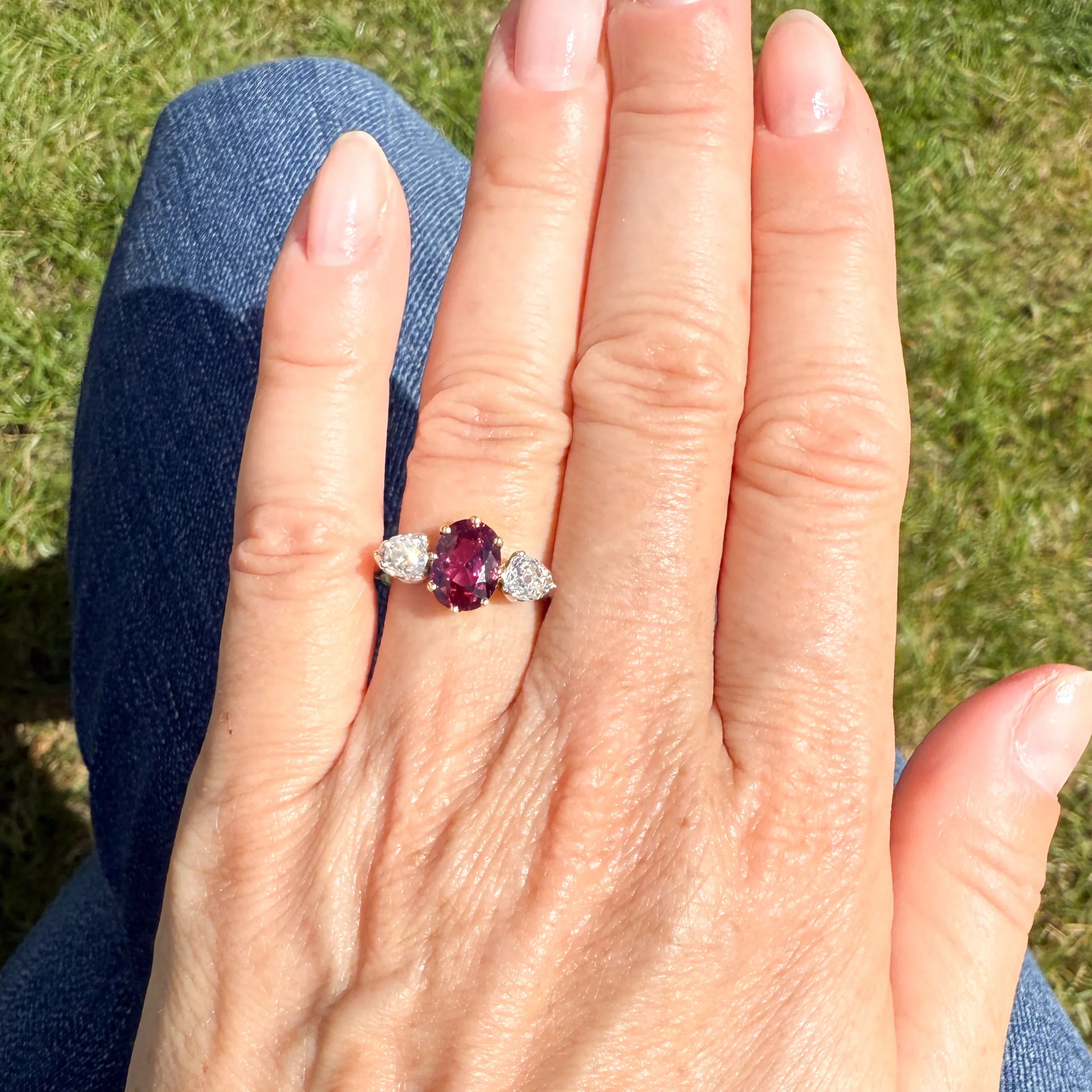 Art Deco 1.64 Carat Natural Ruby & Diamond Three Stone Ring, circa 1930 - Image 8