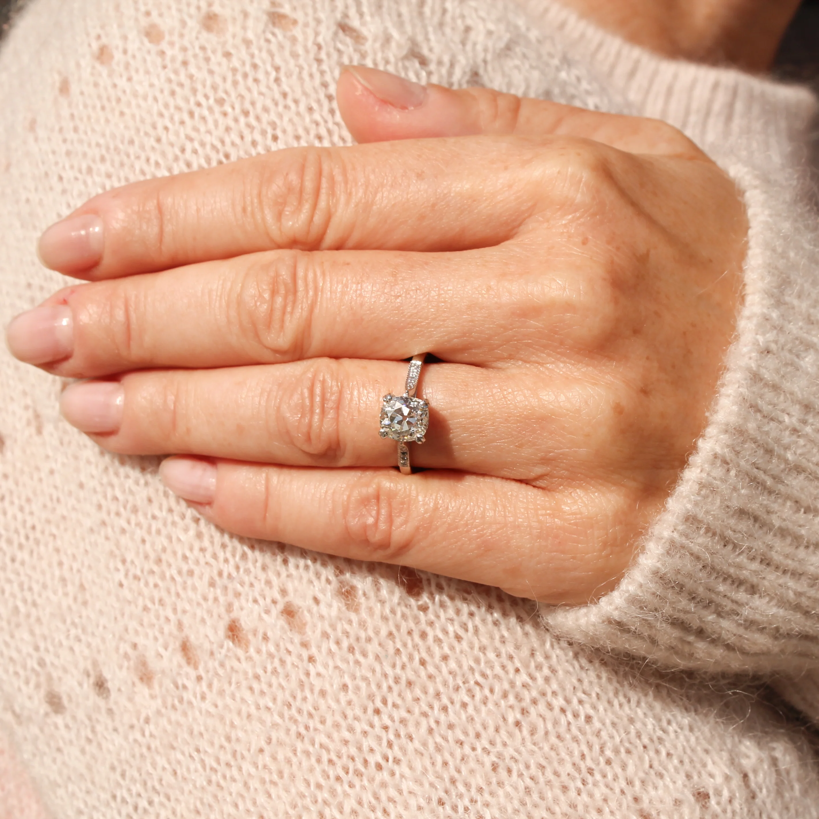 Art Deco 1.88 Carat Old Cut Diamond Engagement Ring, circa 1920 - Image 6