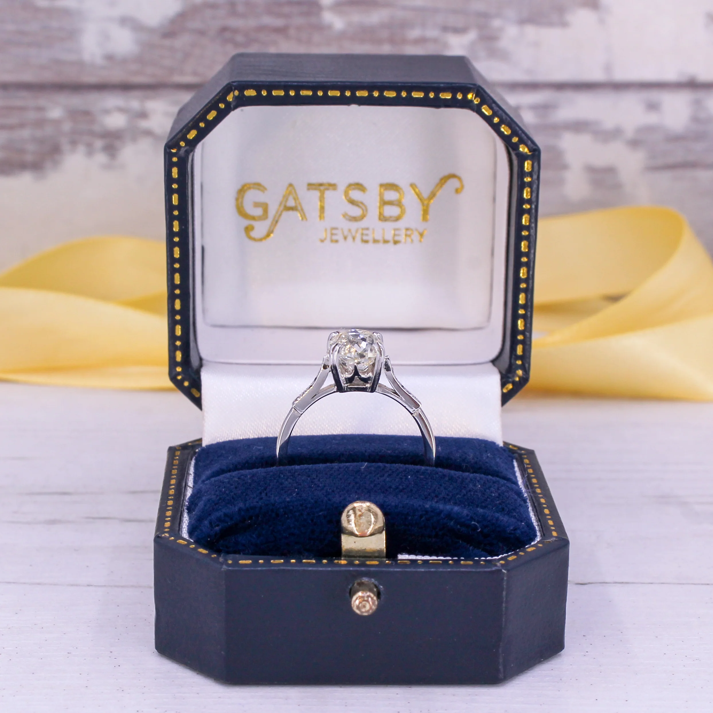Art Deco 1.88 Carat Old Cut Diamond Engagement Ring, circa 1920 - Image 8