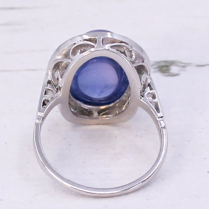 Art Deco 11.96 Carat Ceylon Cabochon Sapphire & Diamond Ring, circa 1935 - Image 5