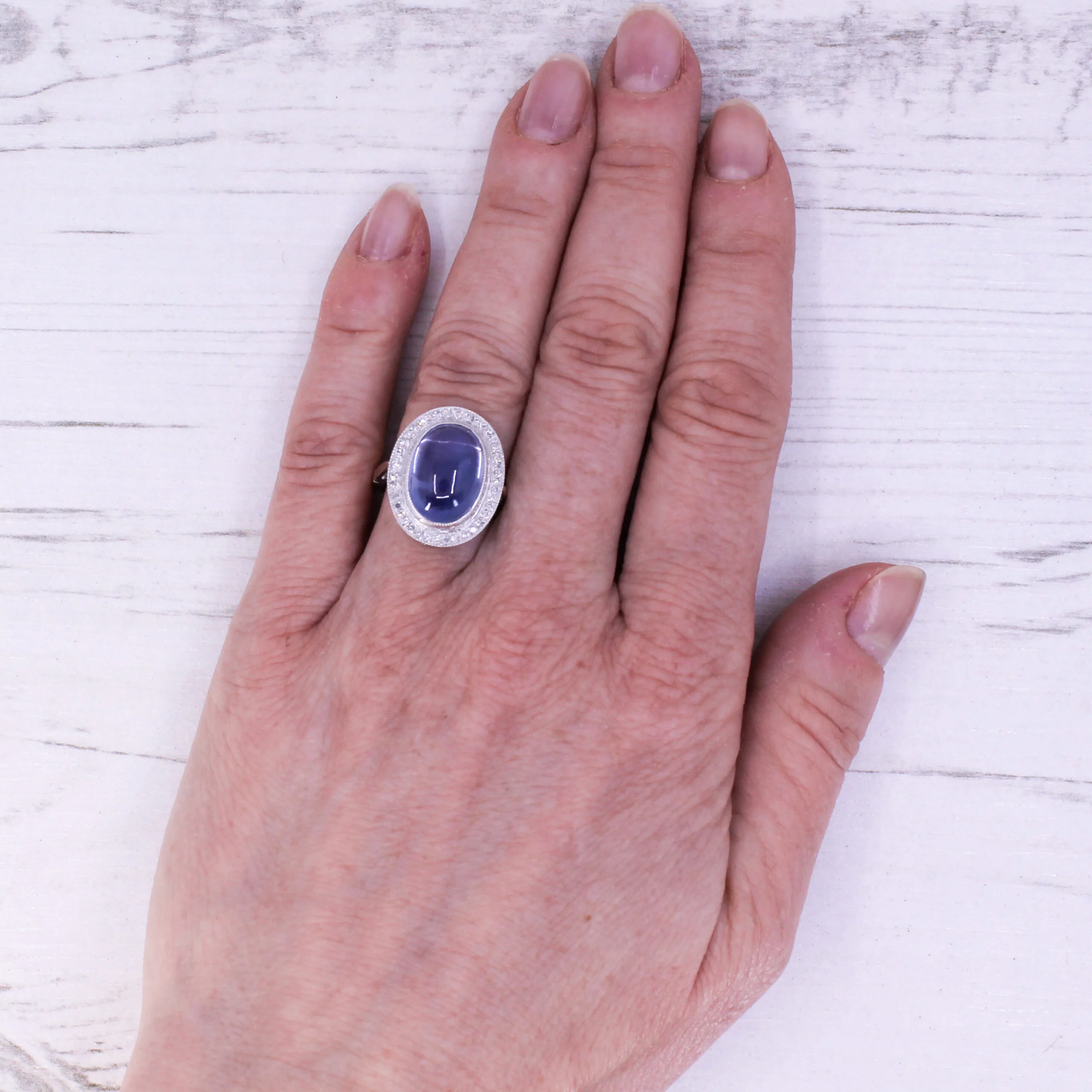 Art Deco 11.96 Carat Ceylon Cabochon Sapphire & Diamond Ring, circa 1935 - Image 6