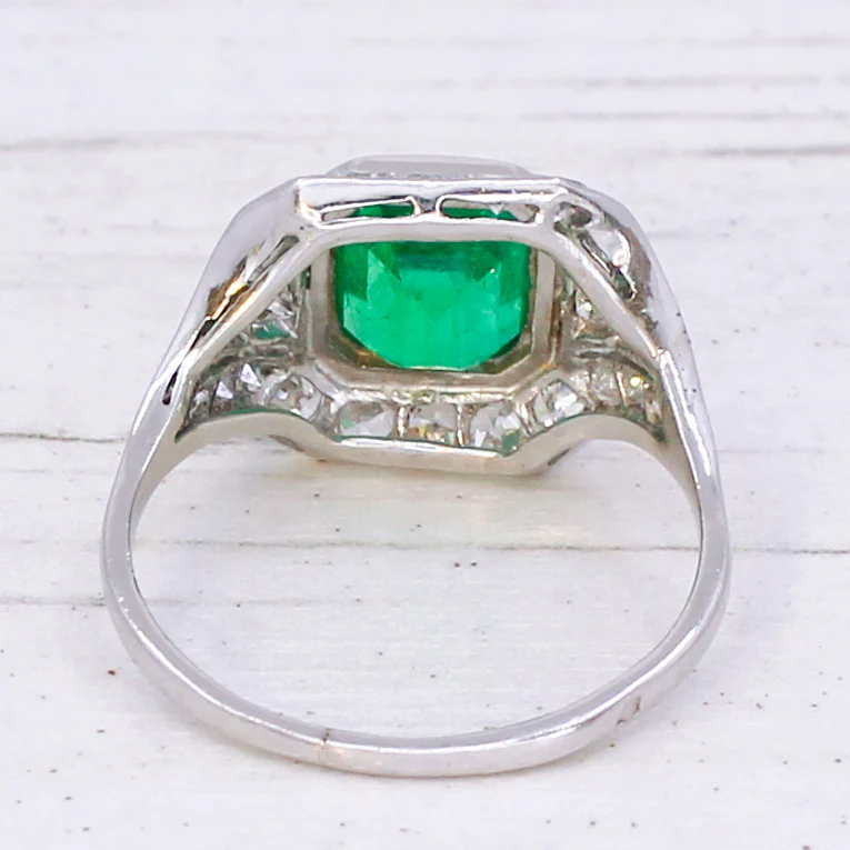 Art Deco 2.04 Carat Minor Oil Colombian Emerald & Diamond Ring, circa 1935 - Image 5