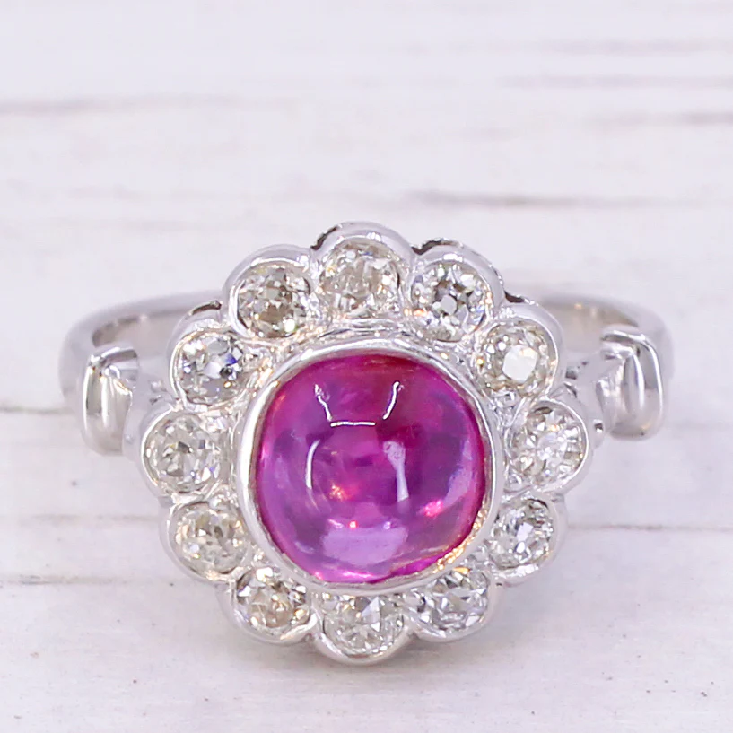 Art Deco 2.19 Carat Mogok Burmese Ruby & Diamond Cluster Ring, circa 1925 - Image 3
