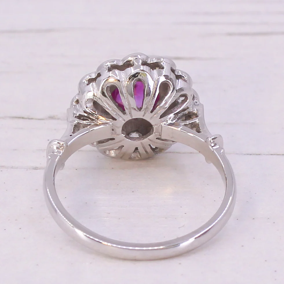 Art Deco 2.19 Carat Mogok Burmese Ruby & Diamond Cluster Ring, circa 1925 - Image 5