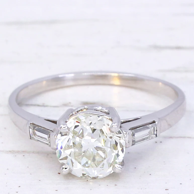 Art Deco 2.23 Carat Old European Cut Diamond Engagement Ring, circa 1930 - Image 3