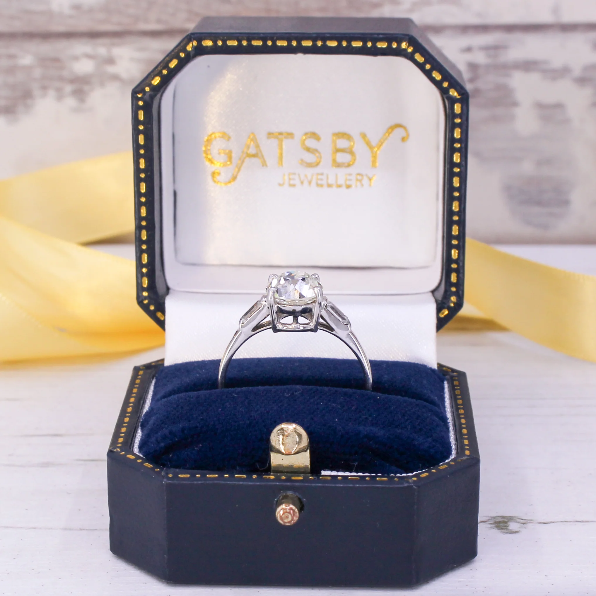 Art Deco 2.23 Carat Old European Cut Diamond Engagement Ring, circa 1930 - Image 8