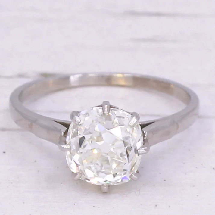 Art Deco 2.32 Carat Old Mine Cut Diamond Engagement Ring, circa 1920 - Image 3