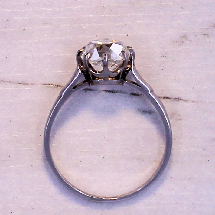 Art Deco 2.32 Carat Old Mine Cut Diamond Engagement Ring, circa 1920 - Image 6