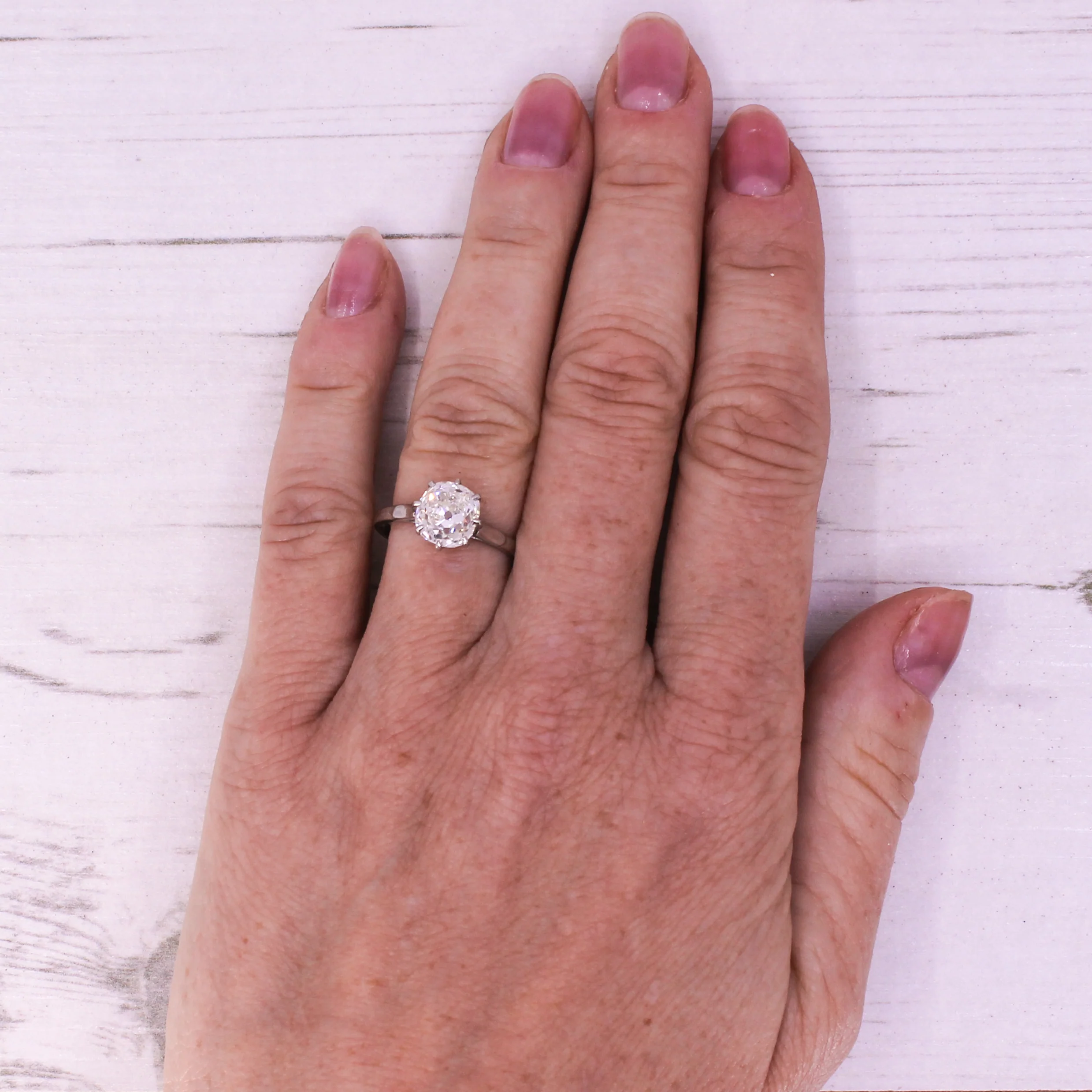 Art Deco 2.32 Carat Old Mine Cut Diamond Engagement Ring, circa 1920 - Image 7