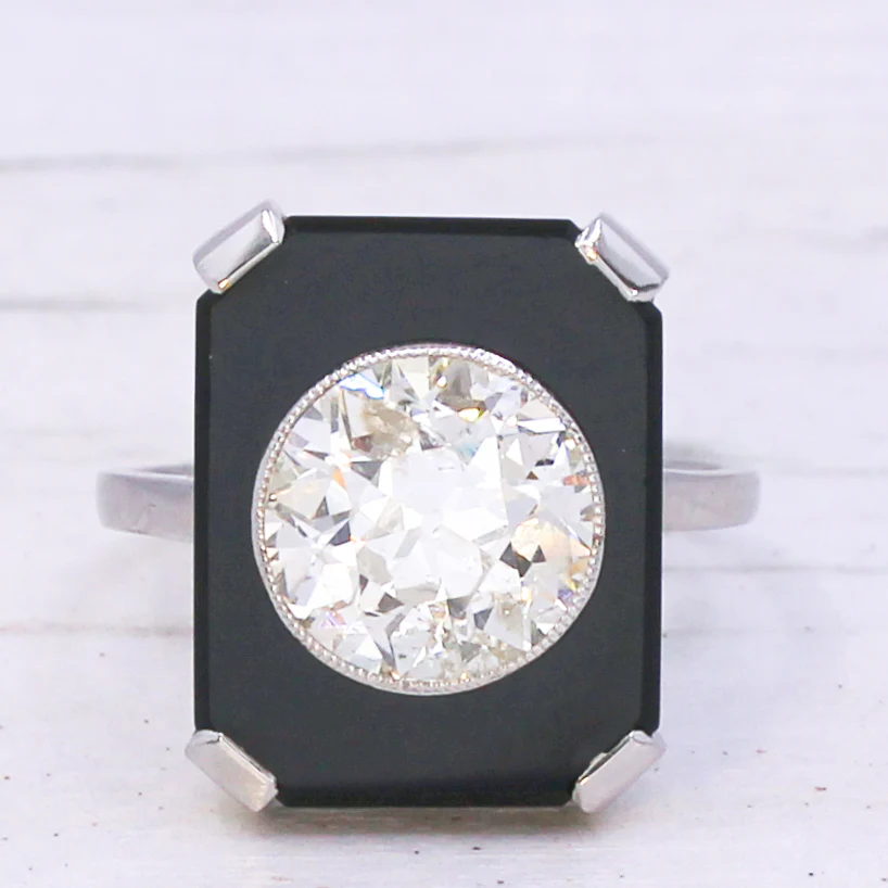 Art Deco 2.40 Carat Old Cut Diamond & Onyx Ring, circa 1920 - Image 3