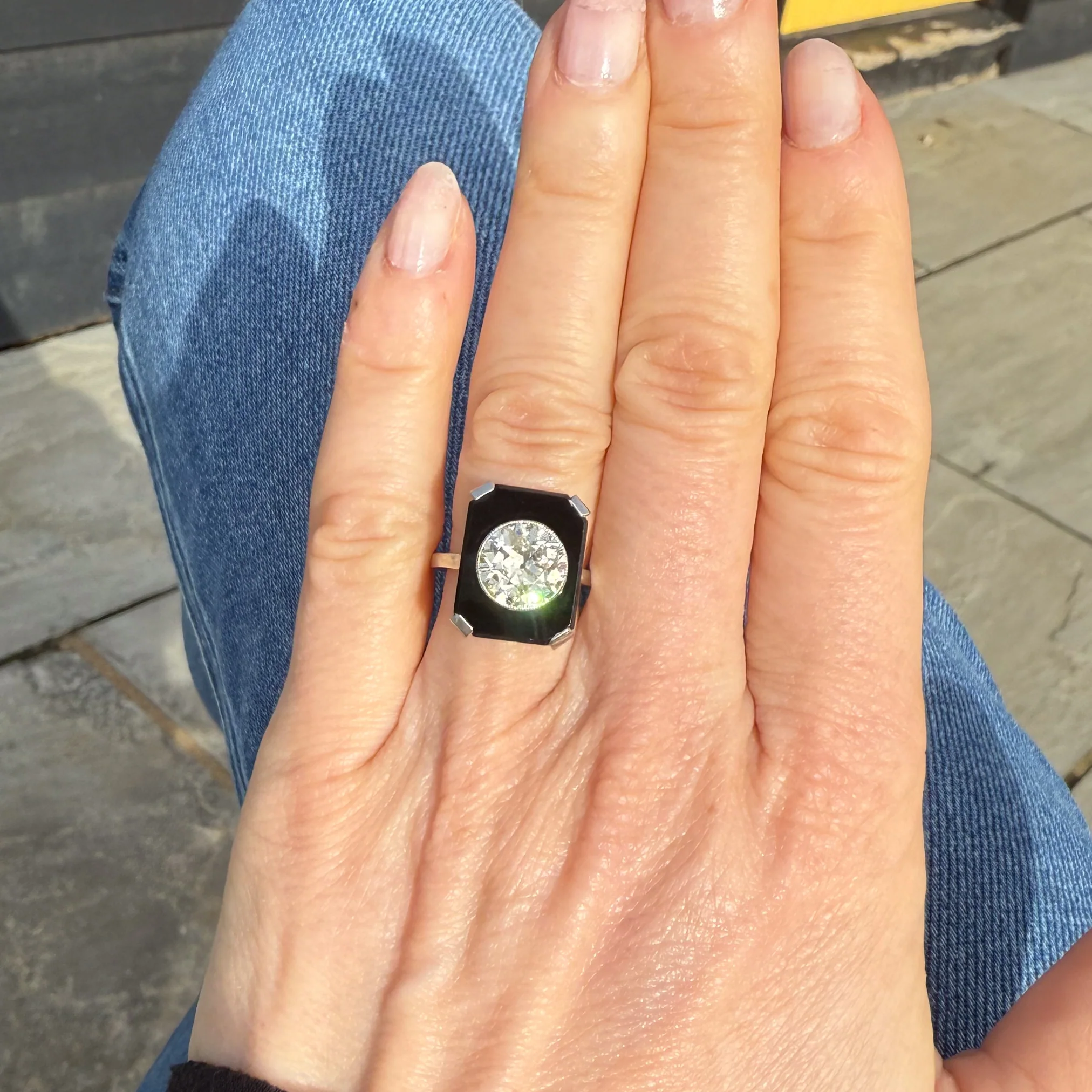 Art Deco 2.40 Carat Old Cut Diamond & Onyx Ring, circa 1920 - Image 6