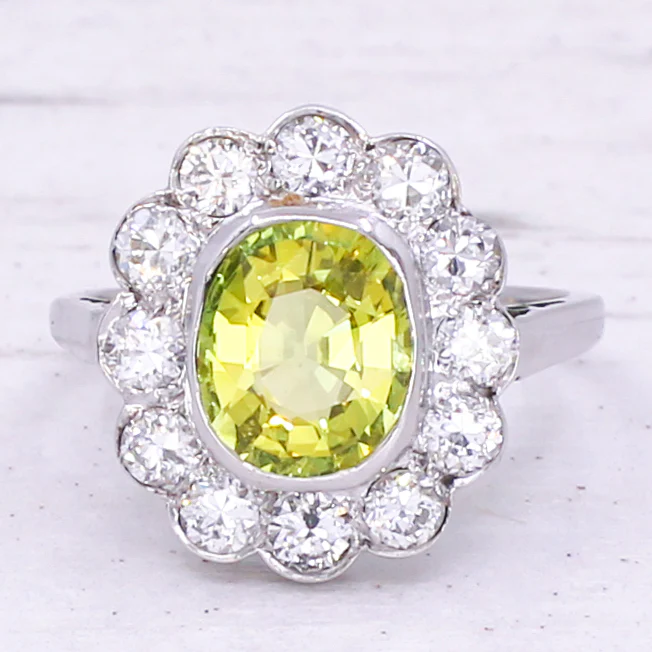 Art Deco 3.40 Carat Chrysoberyl & 1.20 Carat Diamond Ring, circa 1945 - Image 3